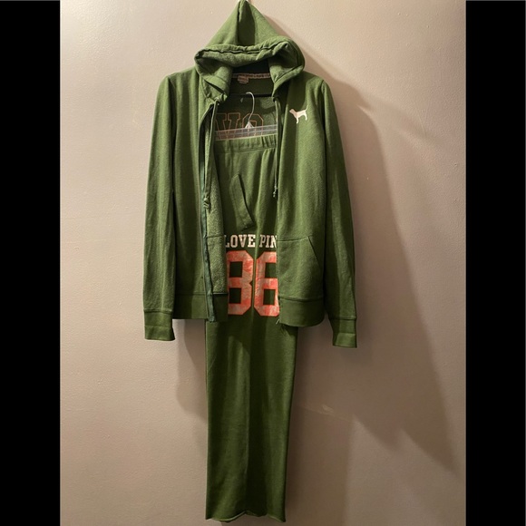 Pink Victoria’s Secret Sweatsuit - Picture 1 of 12